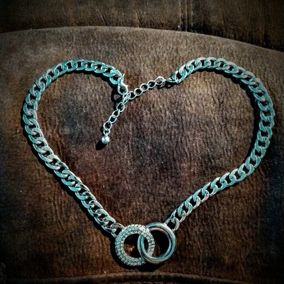 Very nice silver tone and Austrian crystal 16" chain necklace - Picture 2 of 2